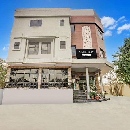 Super Townhouse Sikar Road Jaipur Formerly Hotel Aroma Inn Exteriör bild
