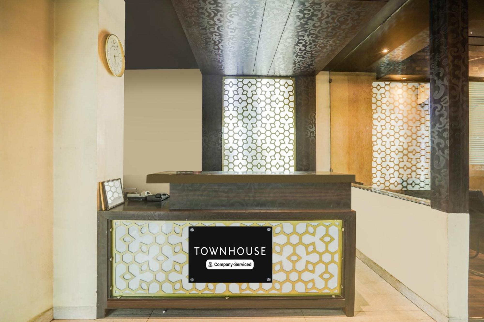 Super Townhouse Sikar Road Jaipur Formerly Hotel Aroma Inn Exteriör bild